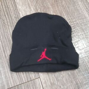 Baby Jordan Beanie Size 6-12M Black Beanie with Red Air Jordan Logo